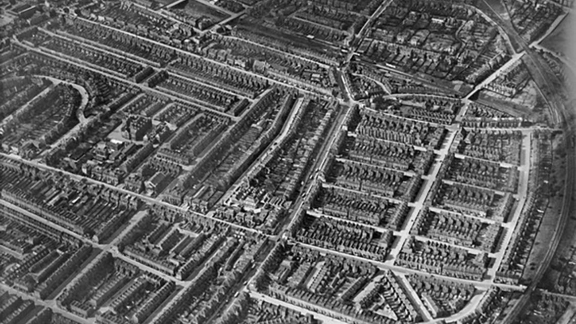 Wray back machine: Wray Crescent and the Hackney Brook